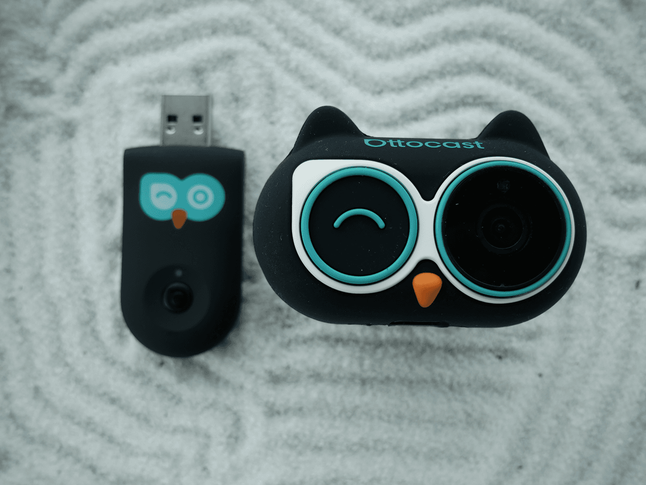 Ottocast Cabin Care Wireless CarPlay Adapter im Test